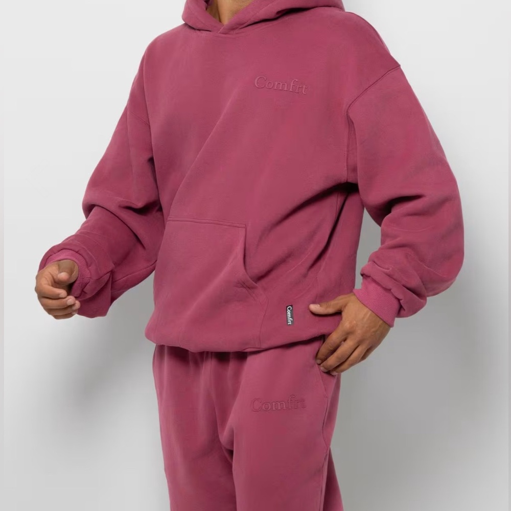 Comfrt minimalist hoodie and sweatpants